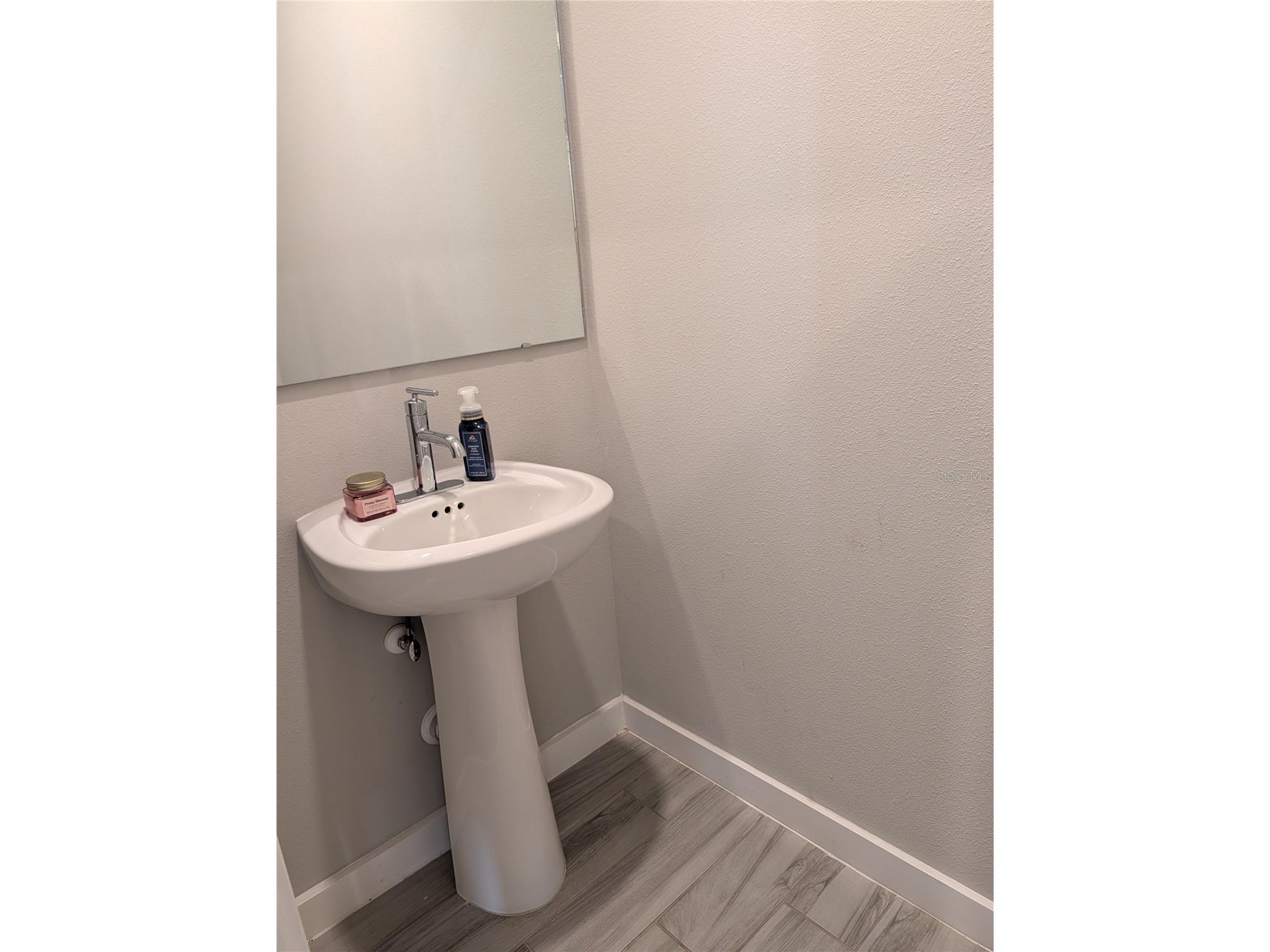 2023 White Avenue Orlando FL 32806 S5142562 image21