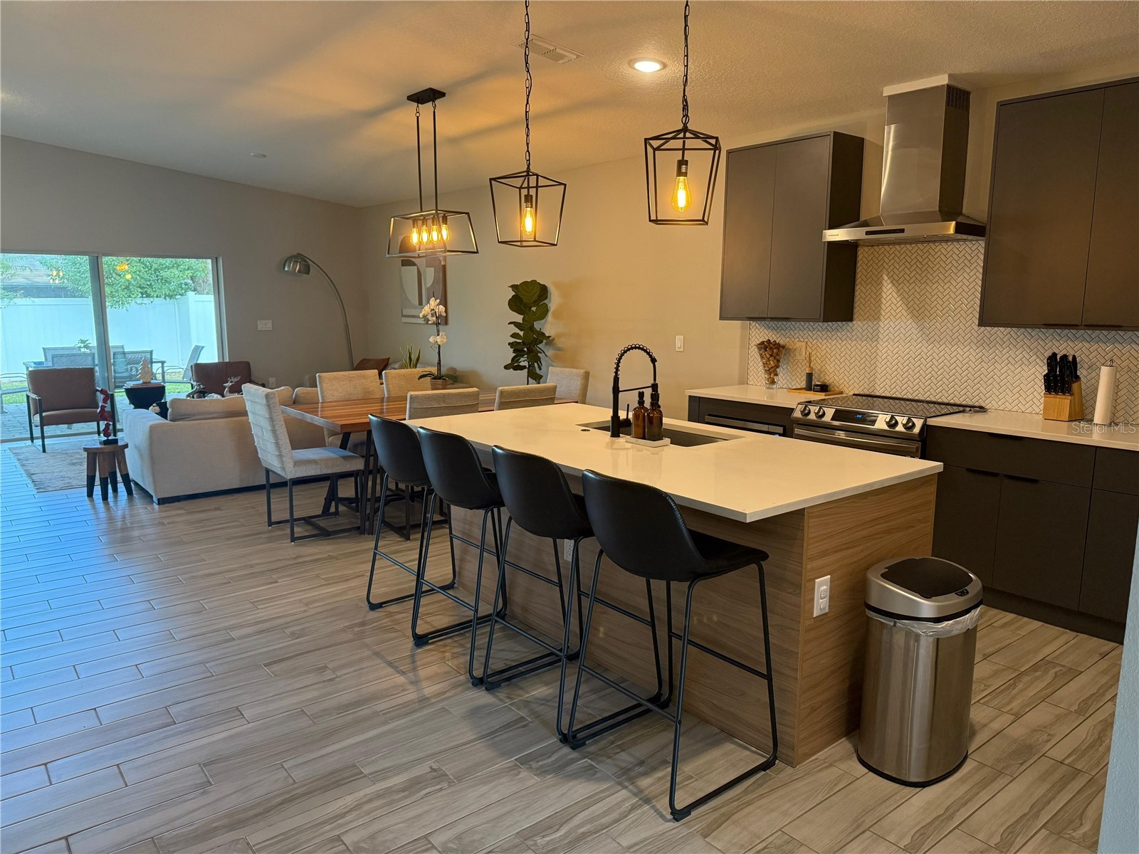 2023 White Avenue Orlando FL 32806 S5142562 image4