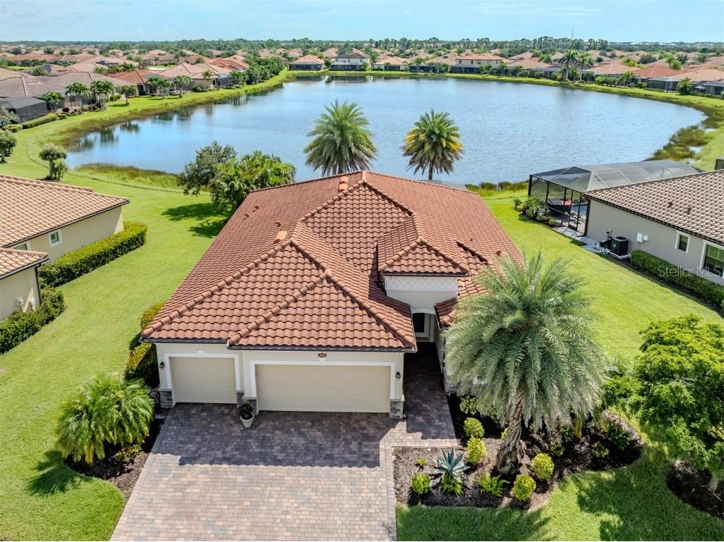 20230 Granlago Drive Venice FL 34293 N6140502 image1