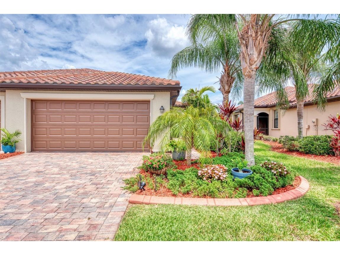 20230 Tesoro Drive Venice FL 34293 N6127088 image1