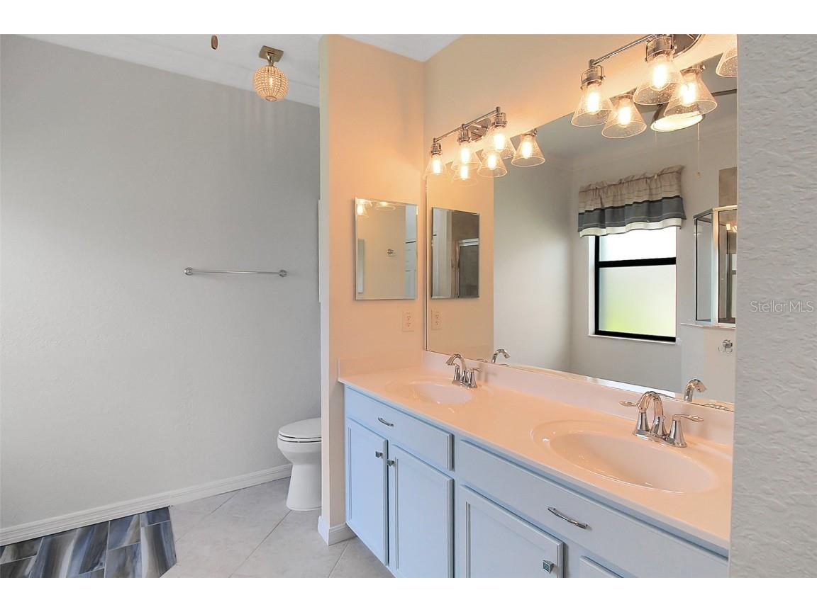 20230 Tesoro Drive Venice FL 34293 A4617722 image39