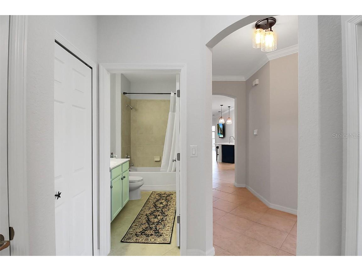 20230 Tesoro Drive Venice FL 34293 A4617722 image8