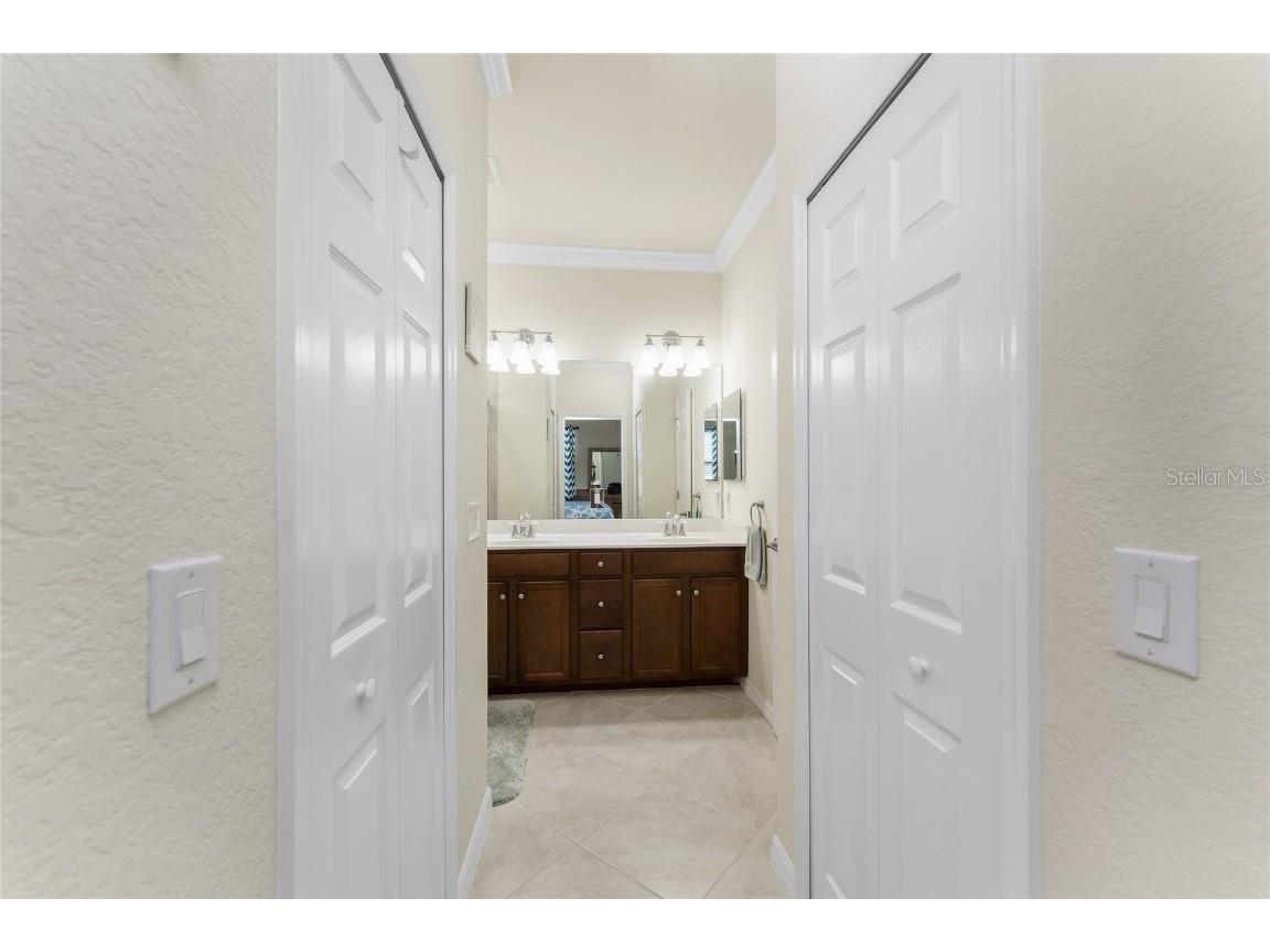 20231 Lagente Circle Venice FL 34293 D6141488 image23