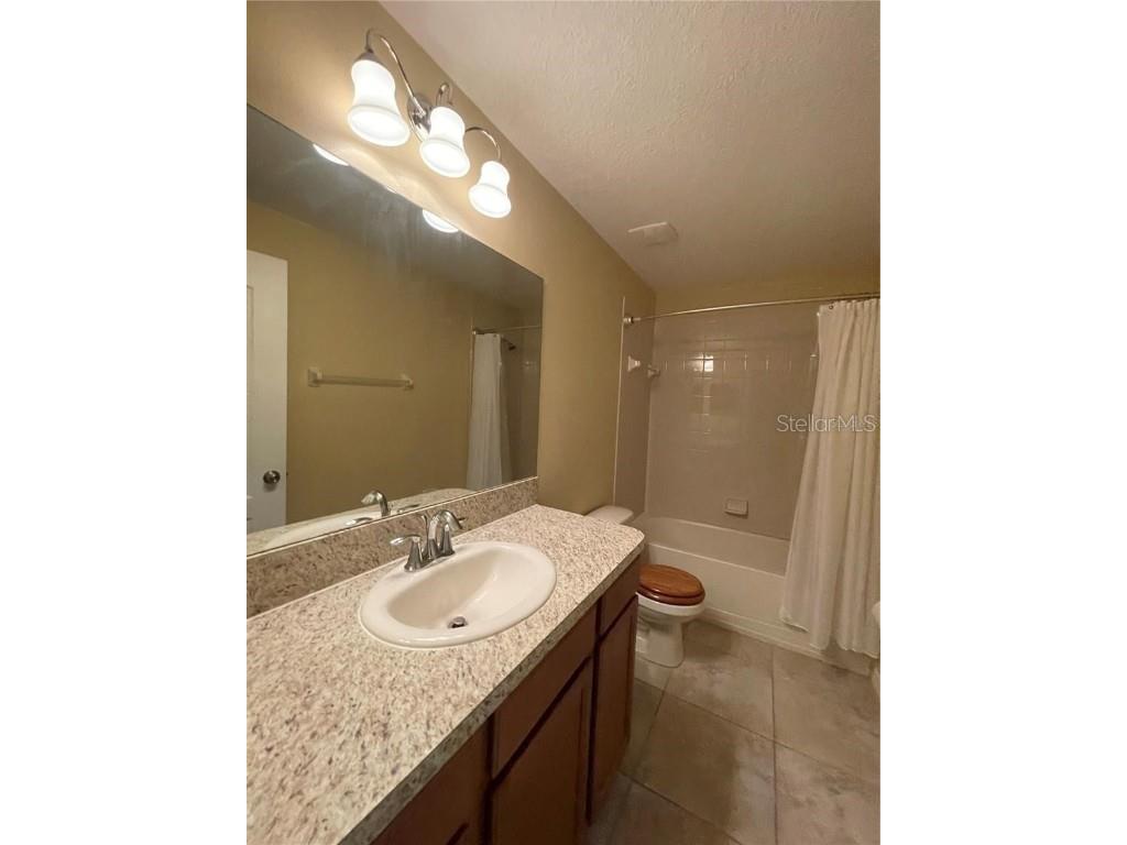 20233 Indian Rosewood Drive Tampa FL 33647 TB8433529 image14