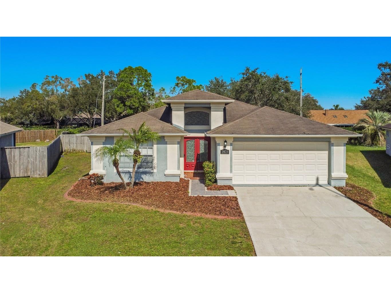 2024 Avalon Cove Court Brandon FL 33511 O6174576 image1
