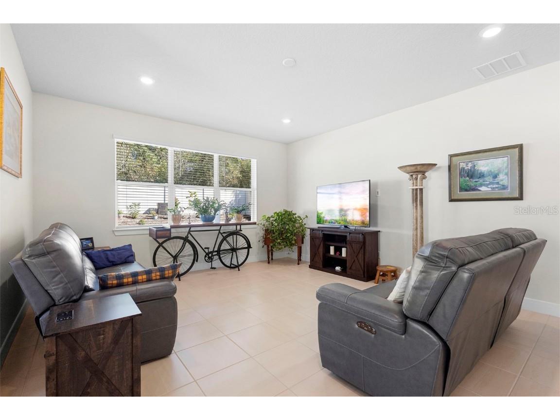 2024 Canopy Terrace Boulevard Deland FL 32724 V4945395 image12