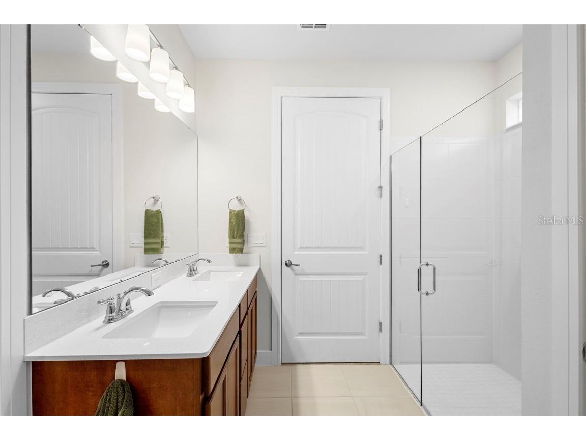 2024 Canopy Terrace Boulevard Deland FL 32724 V4945395 image17