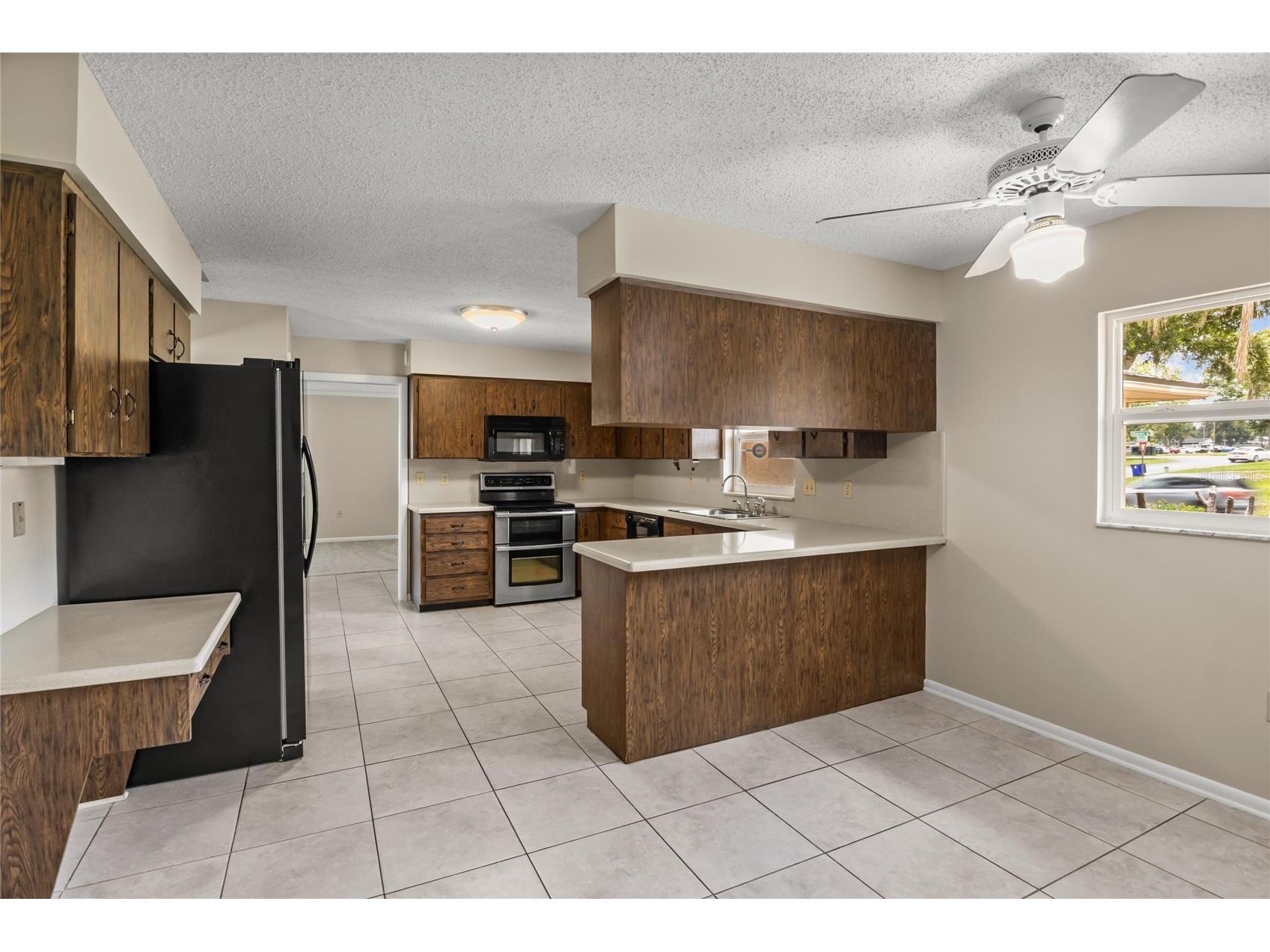 2024 Charnes Court Lakeland FL 33813 L4962980 image11