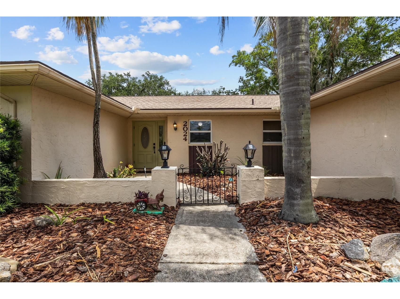 2024 Charnes Court Lakeland FL 33813 L4962980 image2