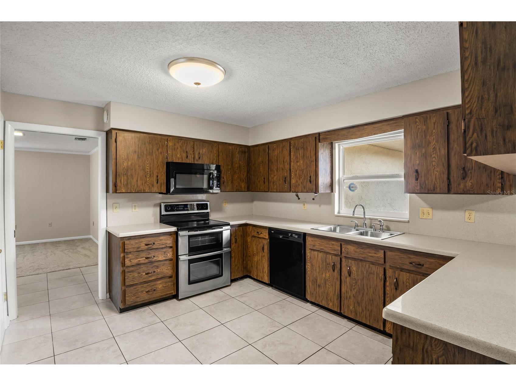 2024 Charnes Court Lakeland FL 33813 L4962980 image7