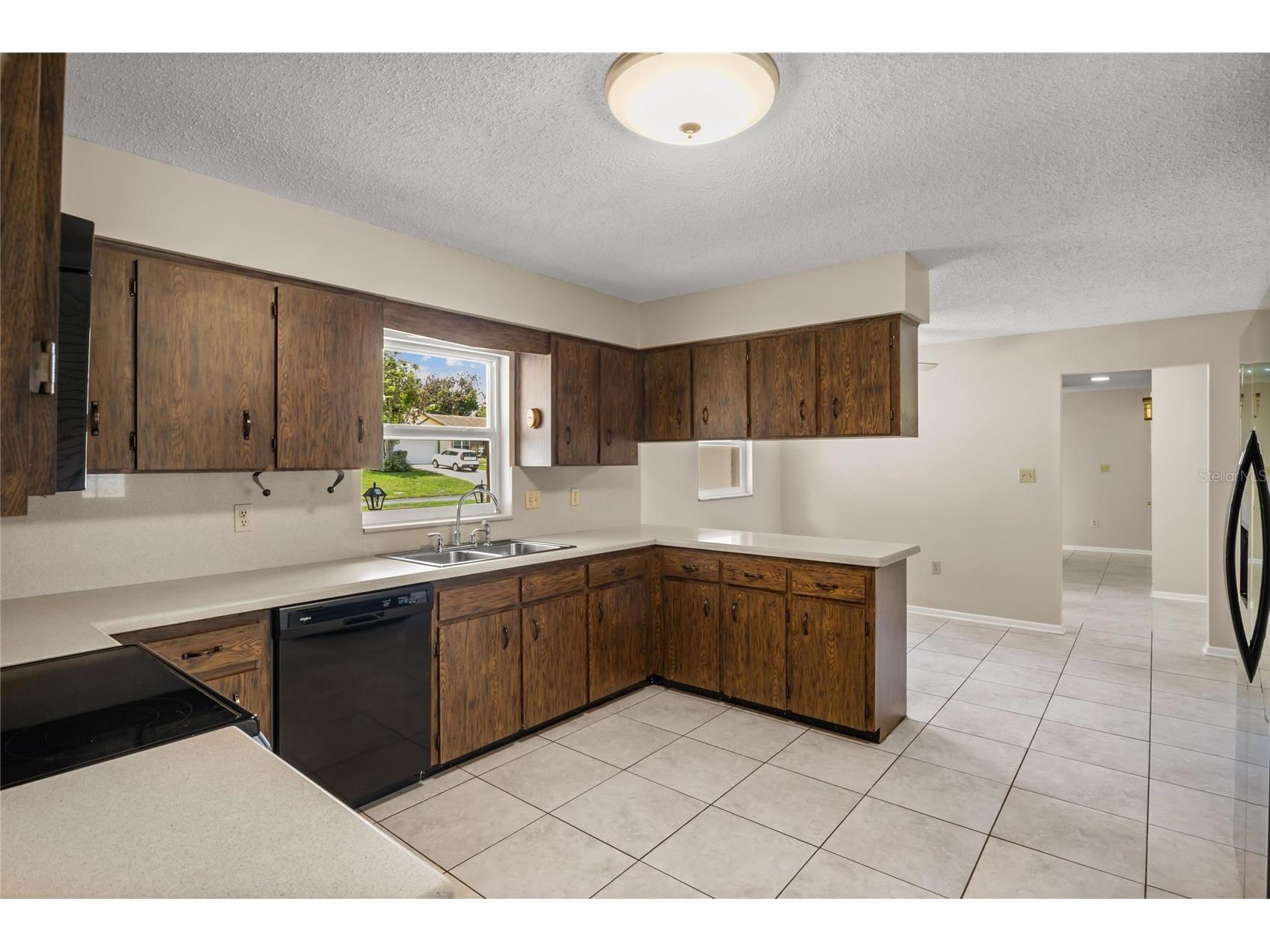 2024 Charnes Court Lakeland FL 33813 L4962980 image8