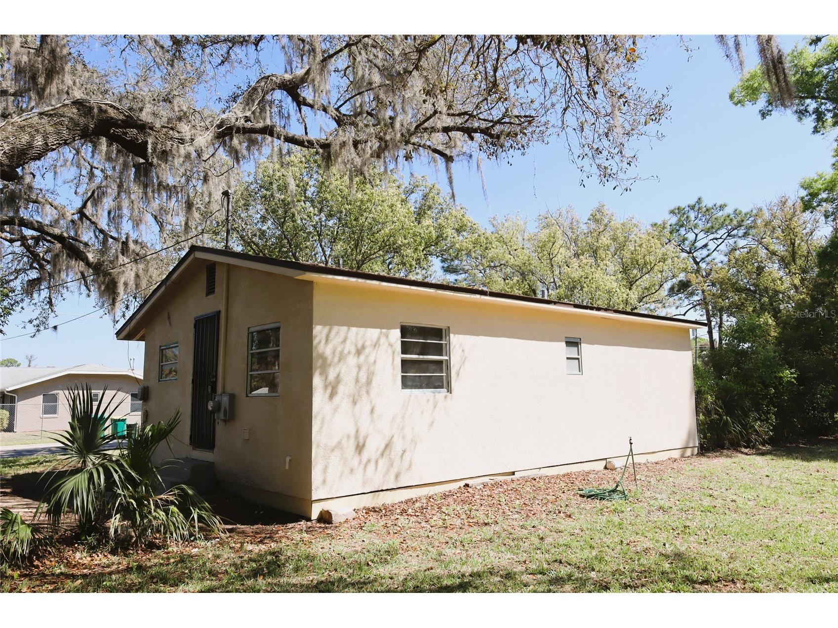 2024 Dixie Avenue Eustis FL 32726 O6422365 image2