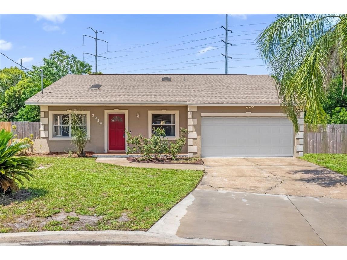 2024 Emeralda Court Orlando FL 32808 O6329029 image1