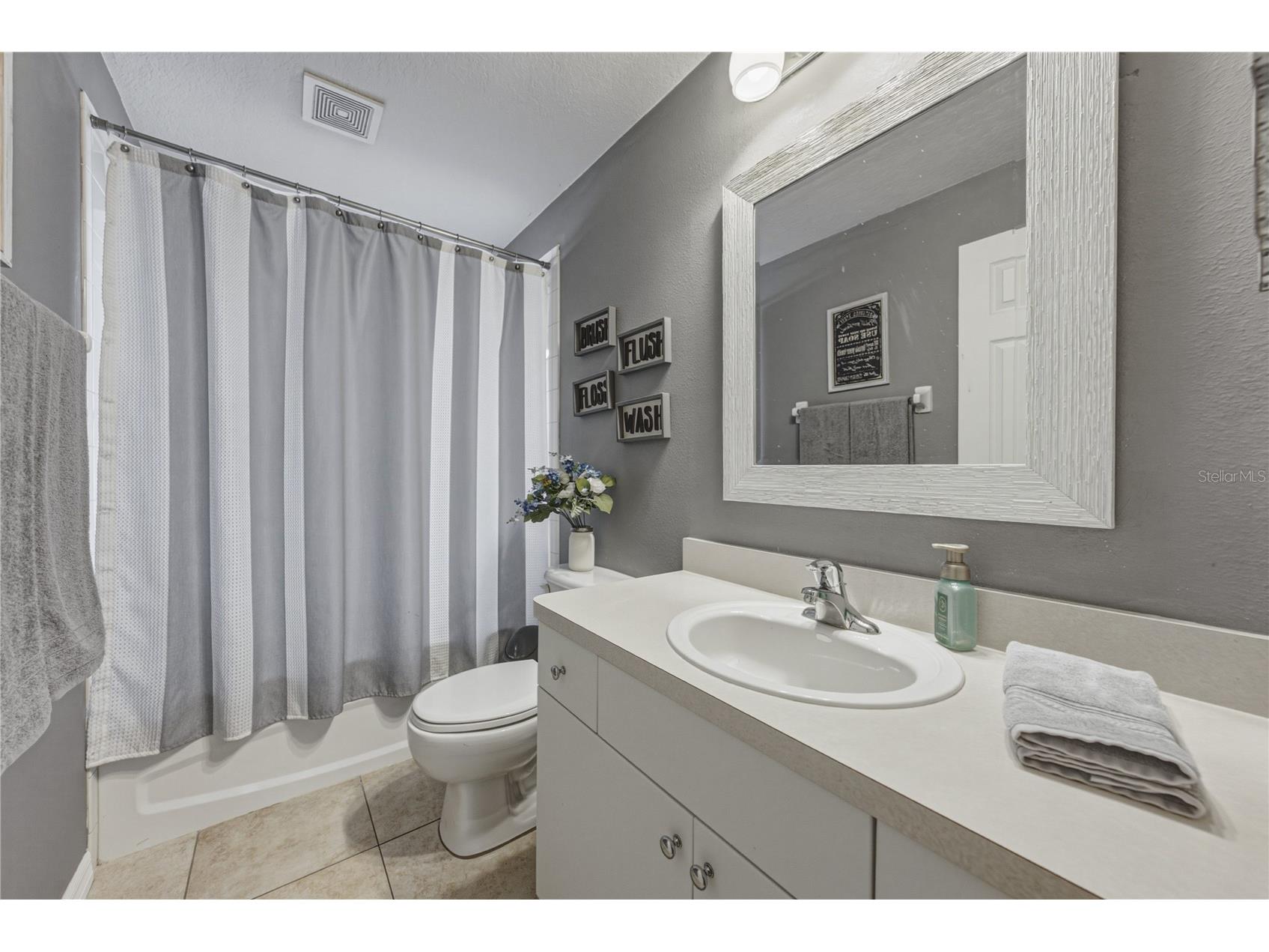 2024 Larkspur Court Trinity FL 34655 TB8519755 image27