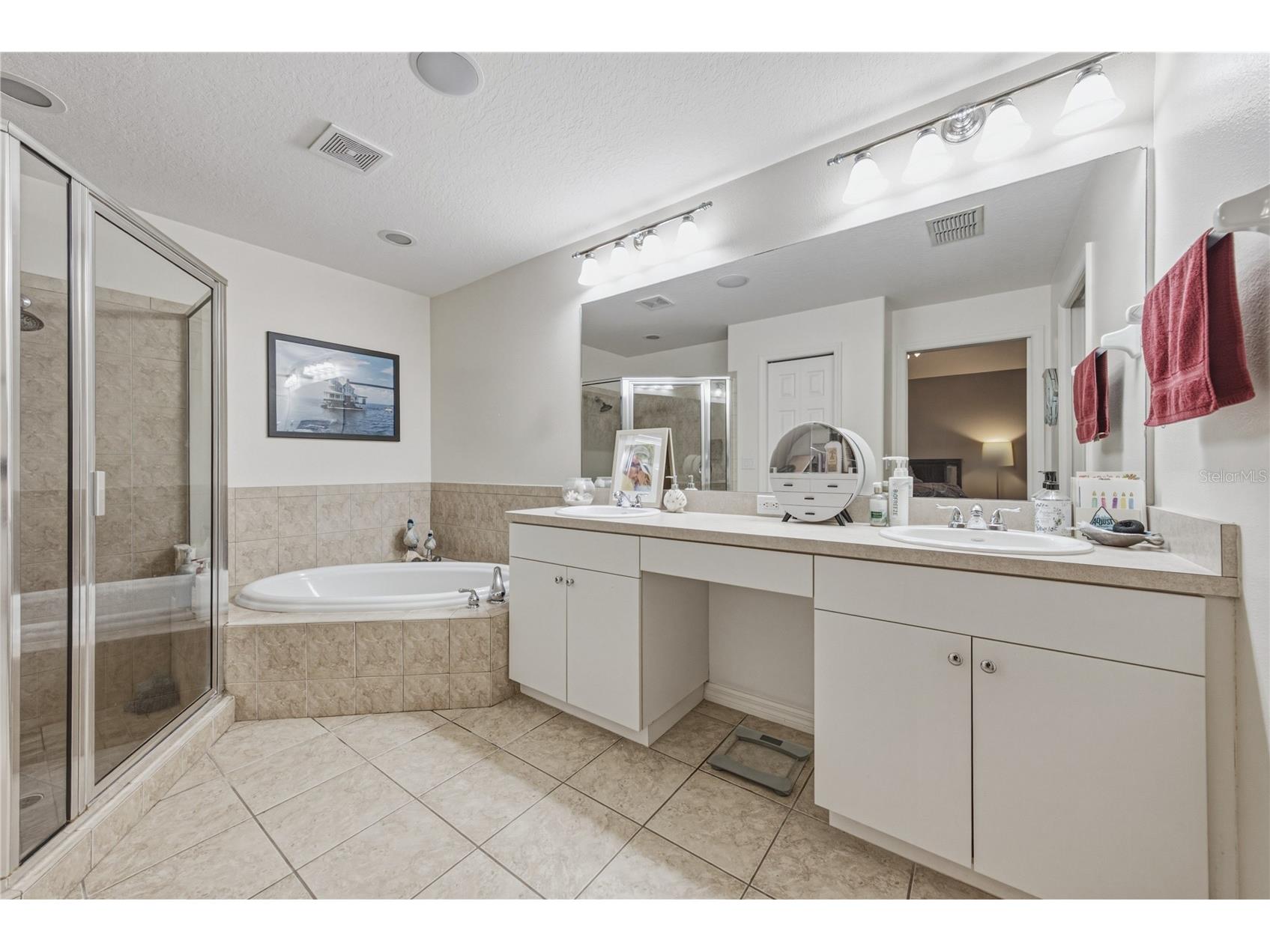 2024 Larkspur Court Trinity FL 34655 TB8519755 image5