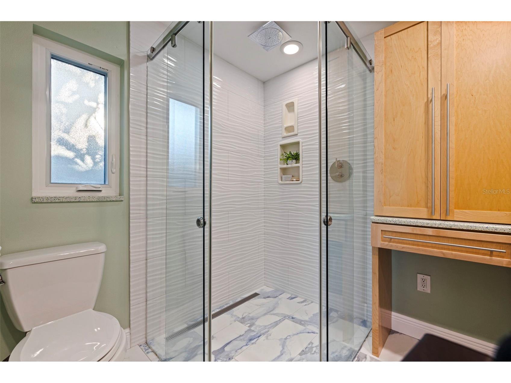2024 Massachusetts Avenue NE Saint Petersburg FL 33703 TB8475638 image28