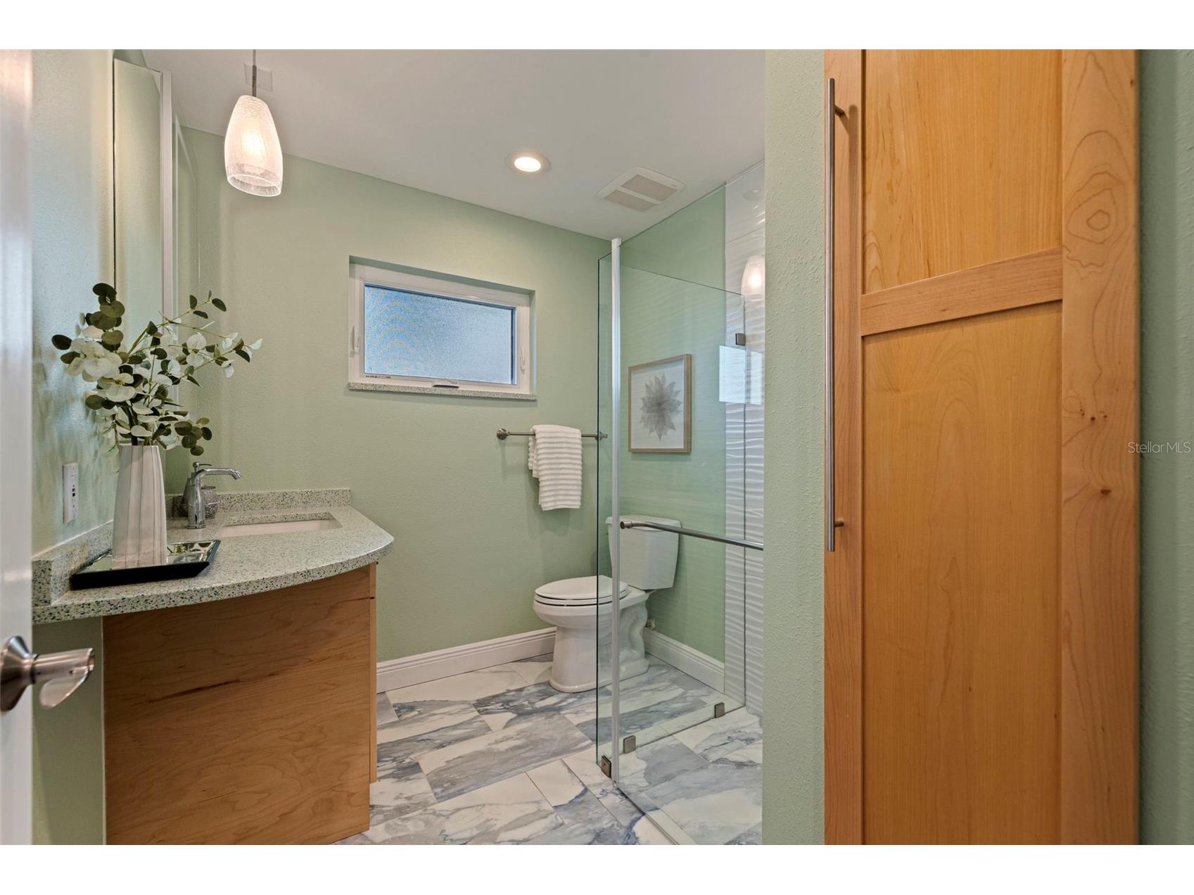 2024 Massachusetts Avenue NE Saint Petersburg FL 33703 TB8475638 image31
