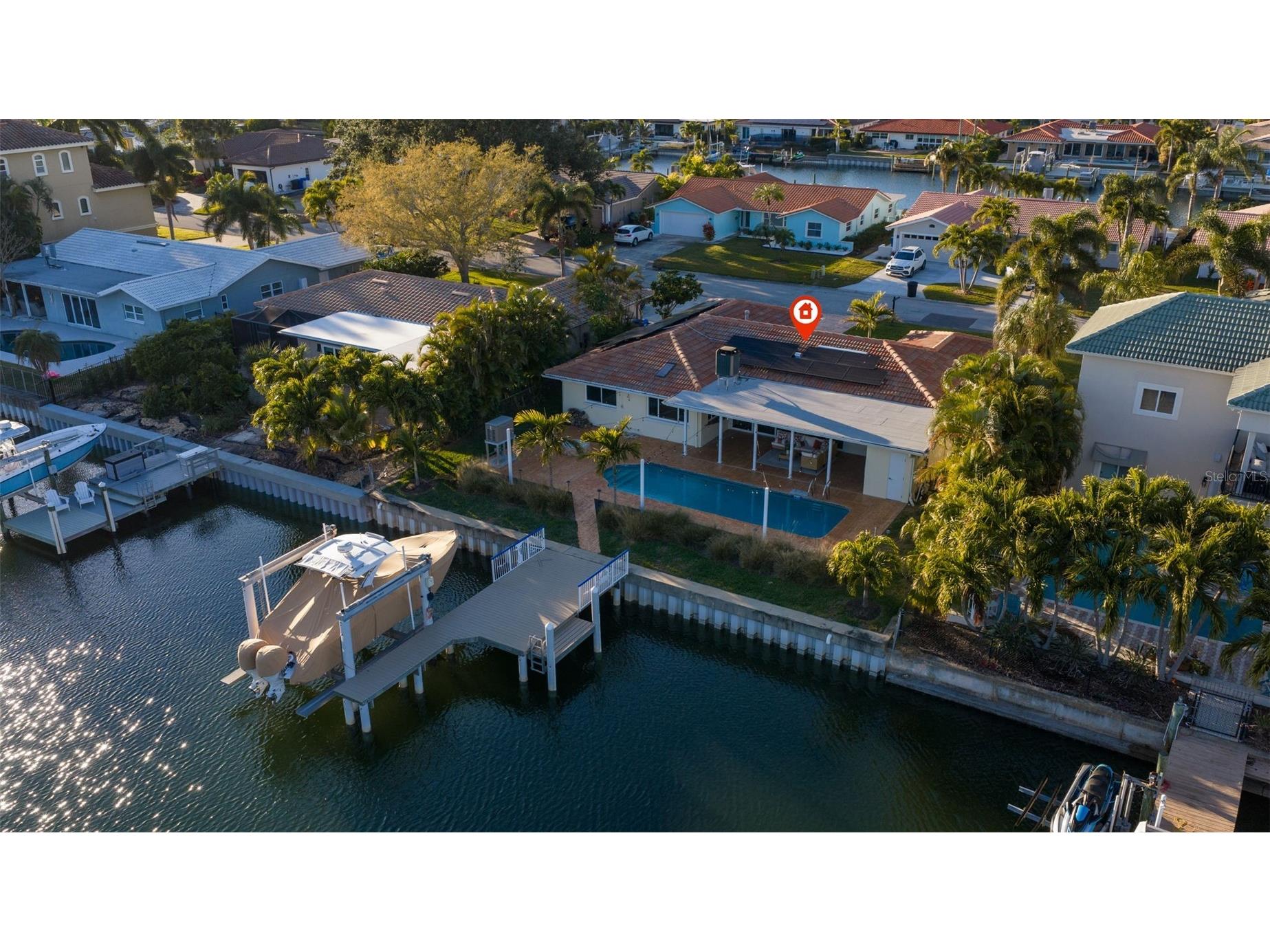 2024 Massachusetts Avenue NE Saint Petersburg FL 33703 TB8475638 image4