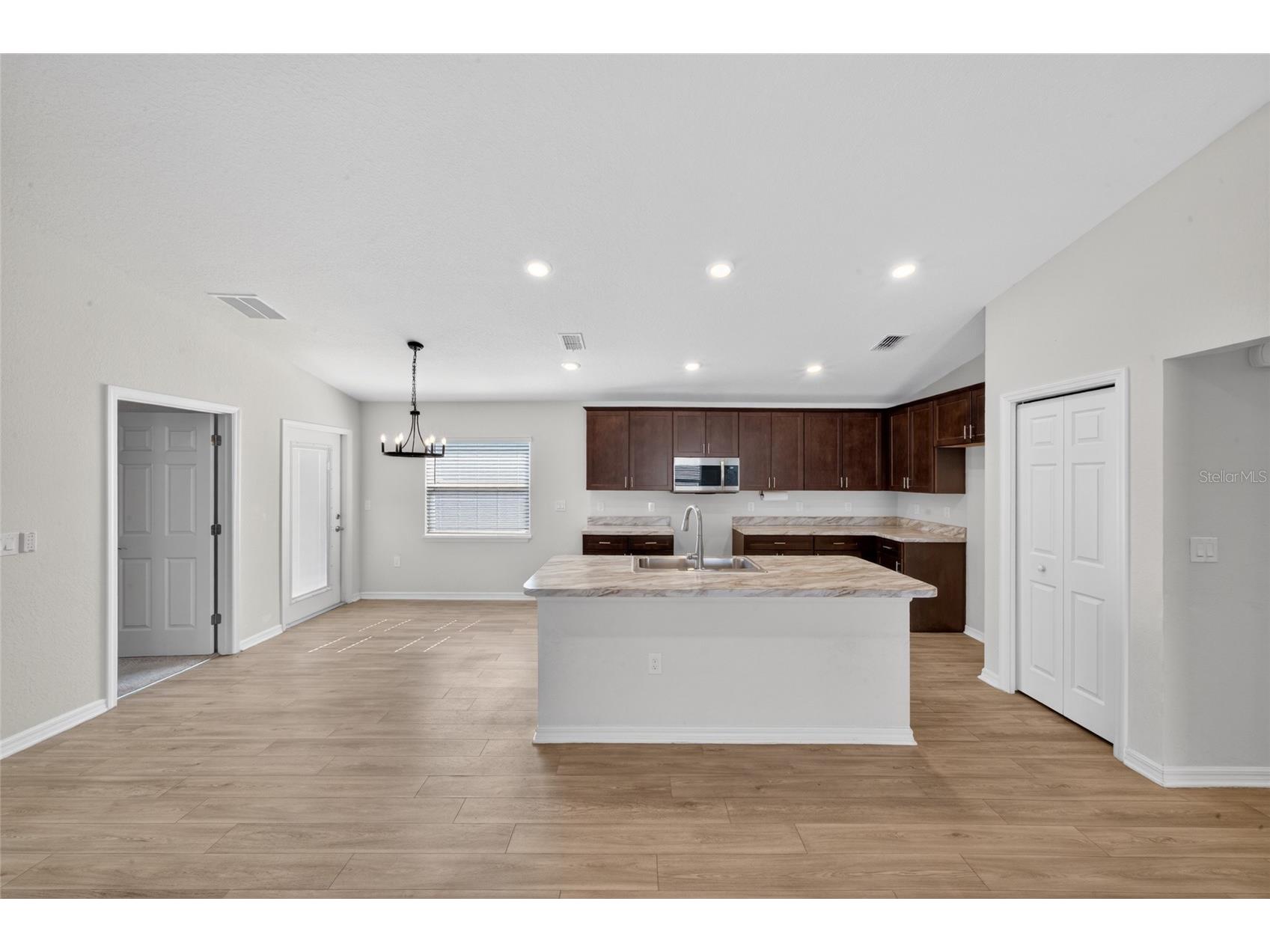 2024 Noble Drive Davenport FL 33837 G5111154 image6