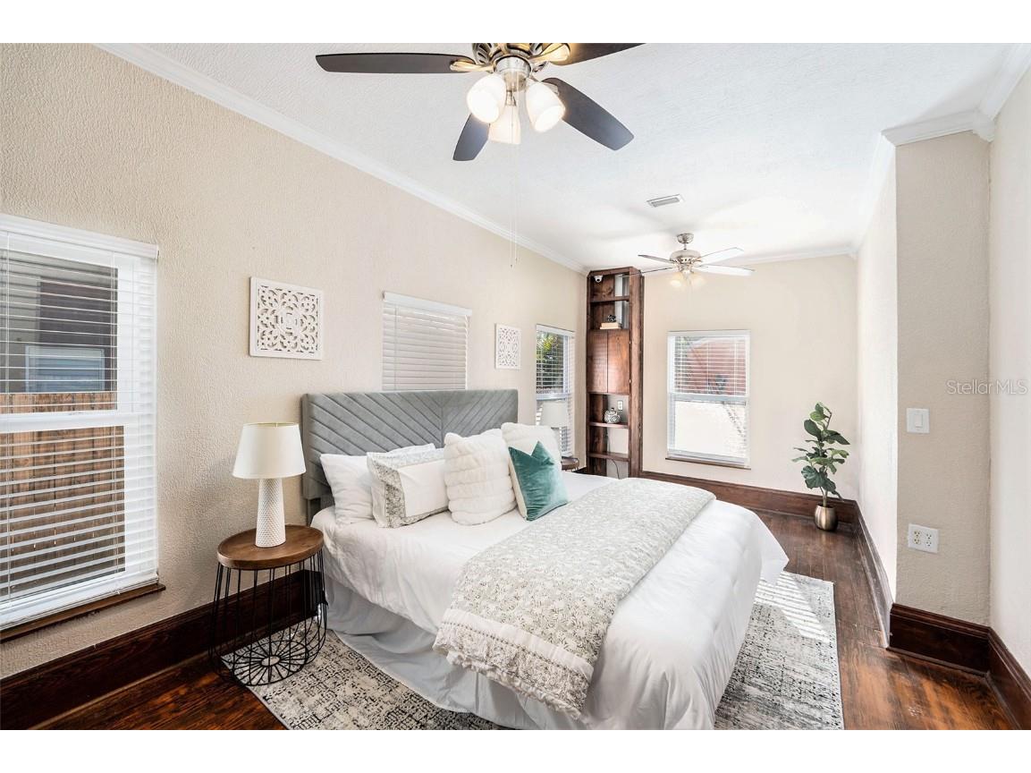 2024 Oakdale Way Clearwater FL 33755 TB8448414 image12