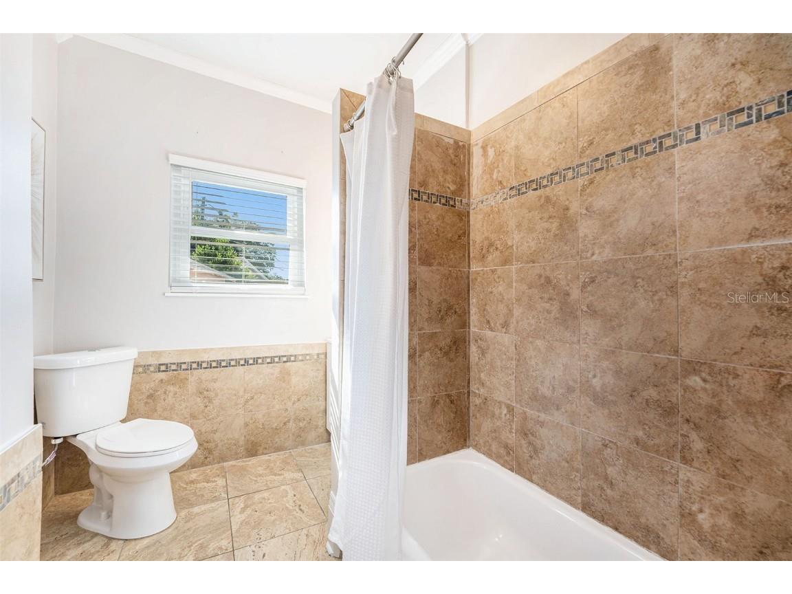 2024 Oakdale Way Clearwater FL 33755 TB8448414 image14