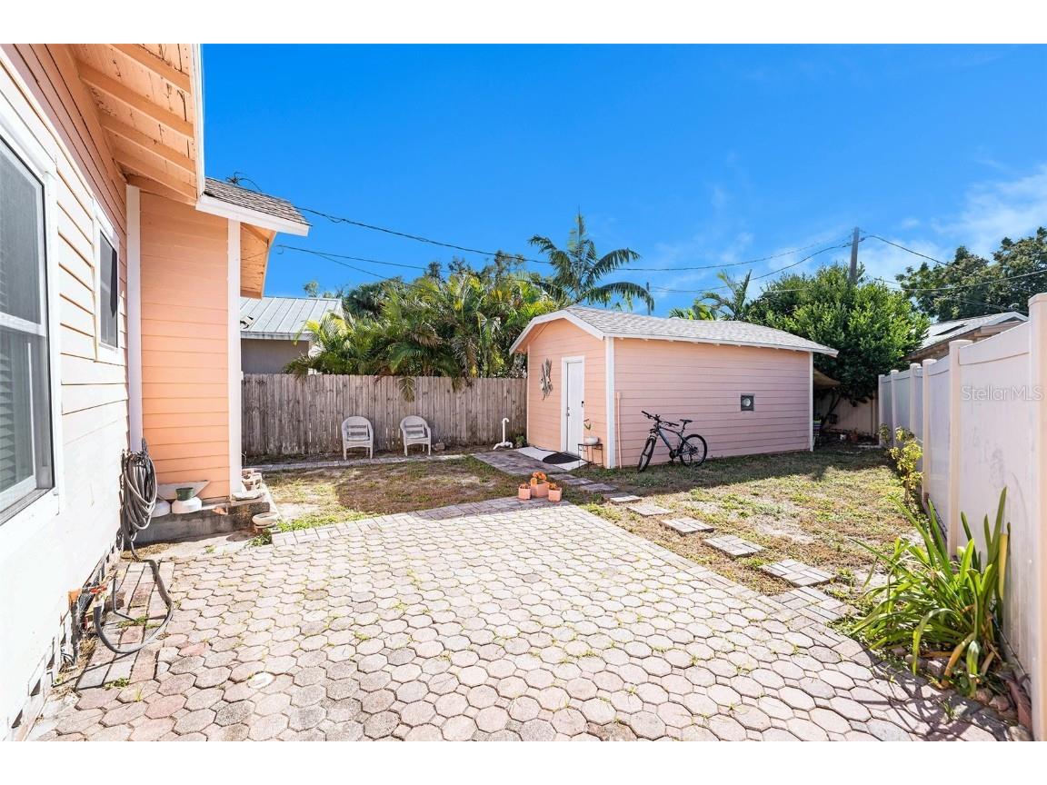 2024 Oakdale Way Clearwater FL 33755 TB8448414 image16