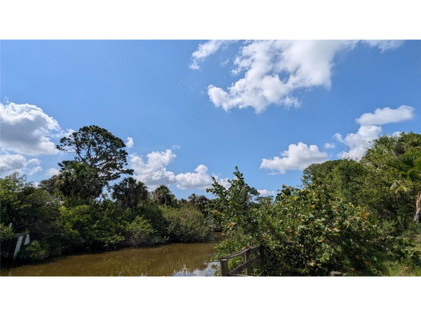 2024 Pellam Boulevard Port Charlotte FL 33948 - PELLAM WATERWAY C7510250 image6