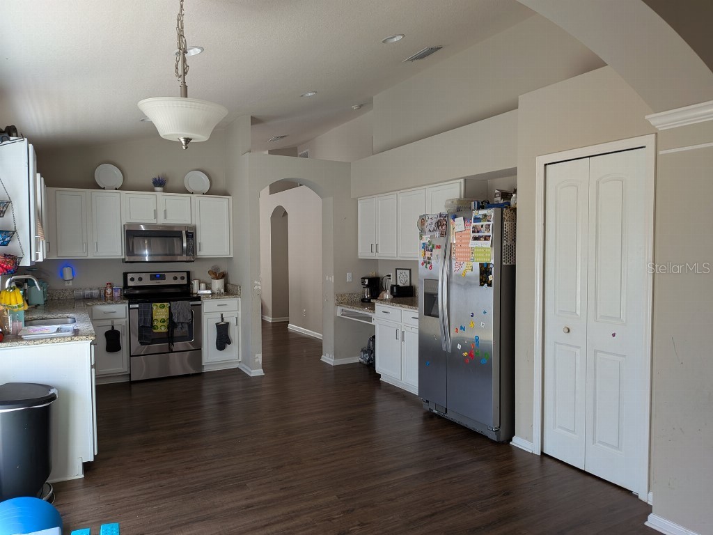 2024 Samantha Lane Valrico FL 33594 TB8514098 image12