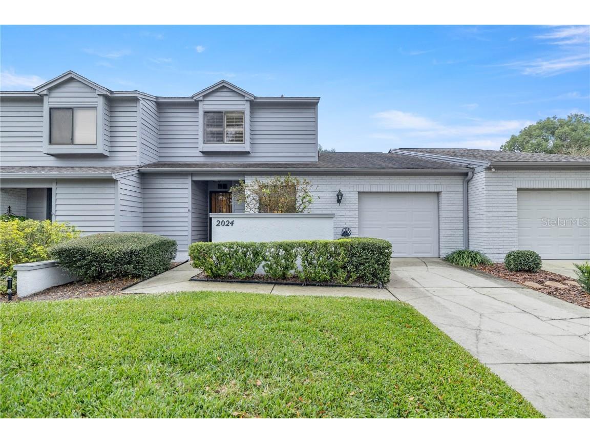 2024 SE 37th Court Circle Ocala FL 34471 OM671234 image1