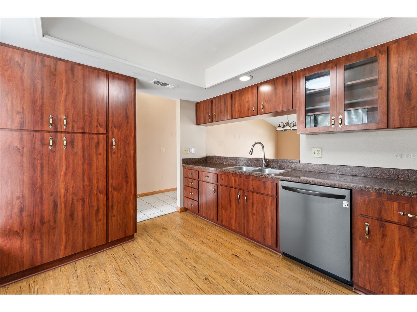 2024 Sheffield Court Oldsmar FL 34677 TB8510499 image10
