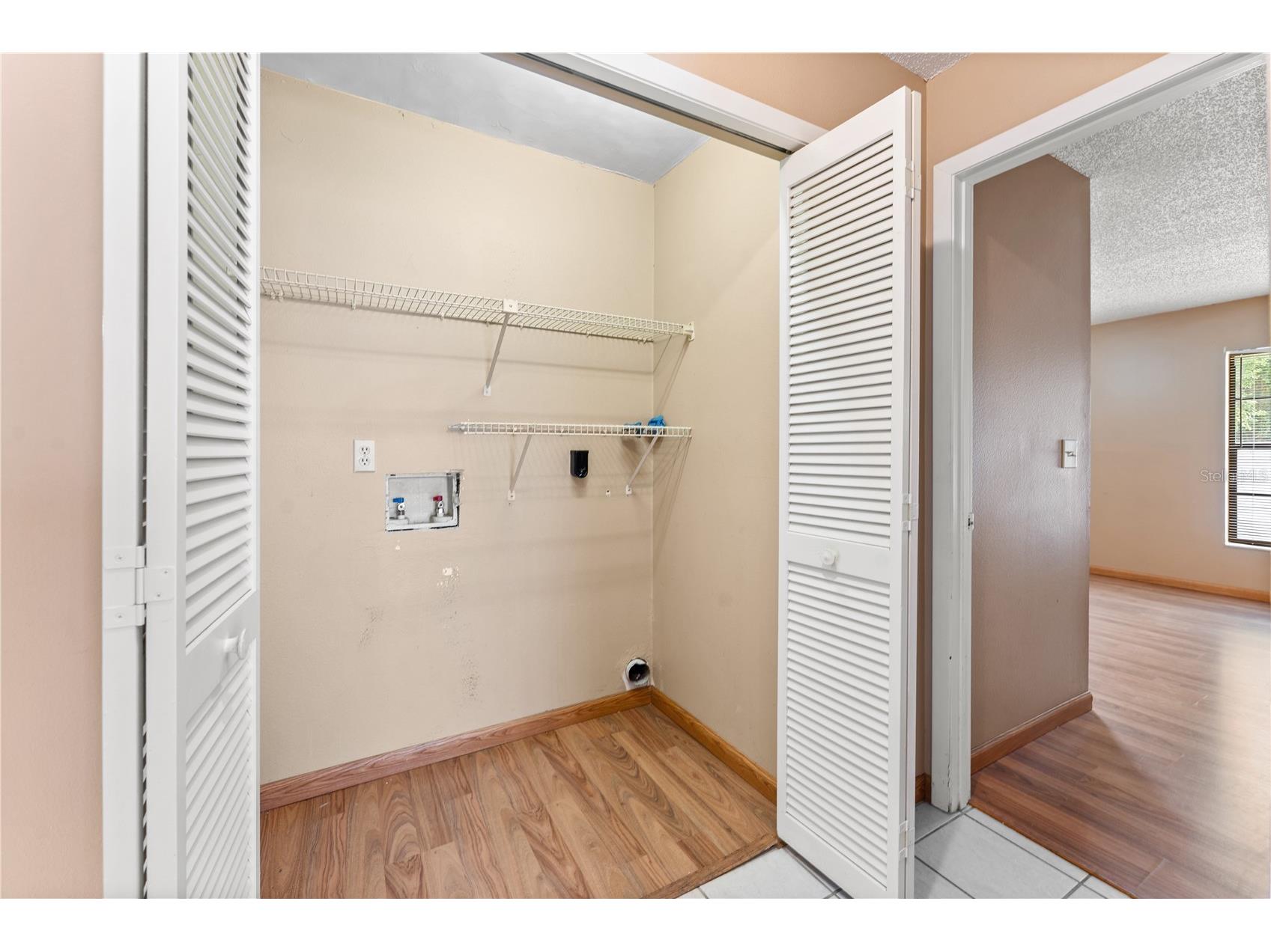 2024 Sheffield Court Oldsmar FL 34677 TB8510499 image19