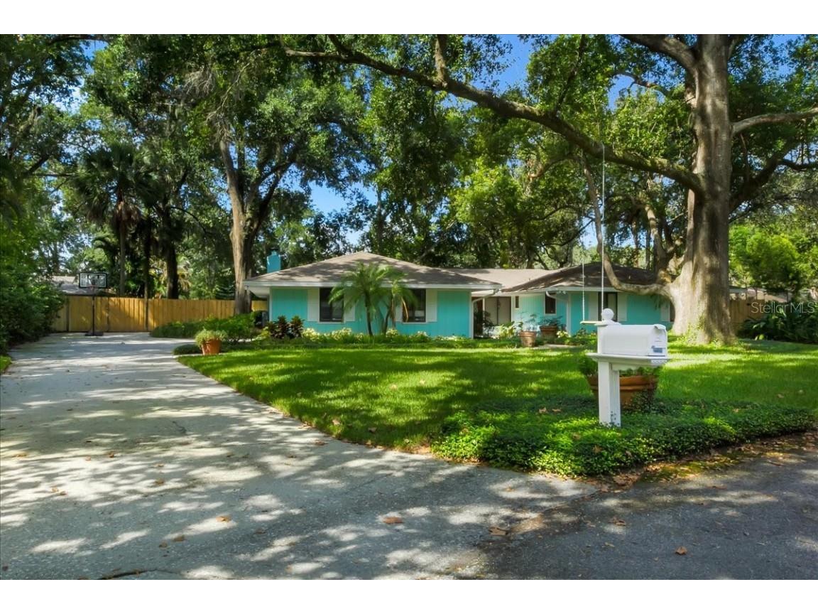 2024 Stillwood Place Windermere FL 34786 - LAKE DOWN O6141969 image1