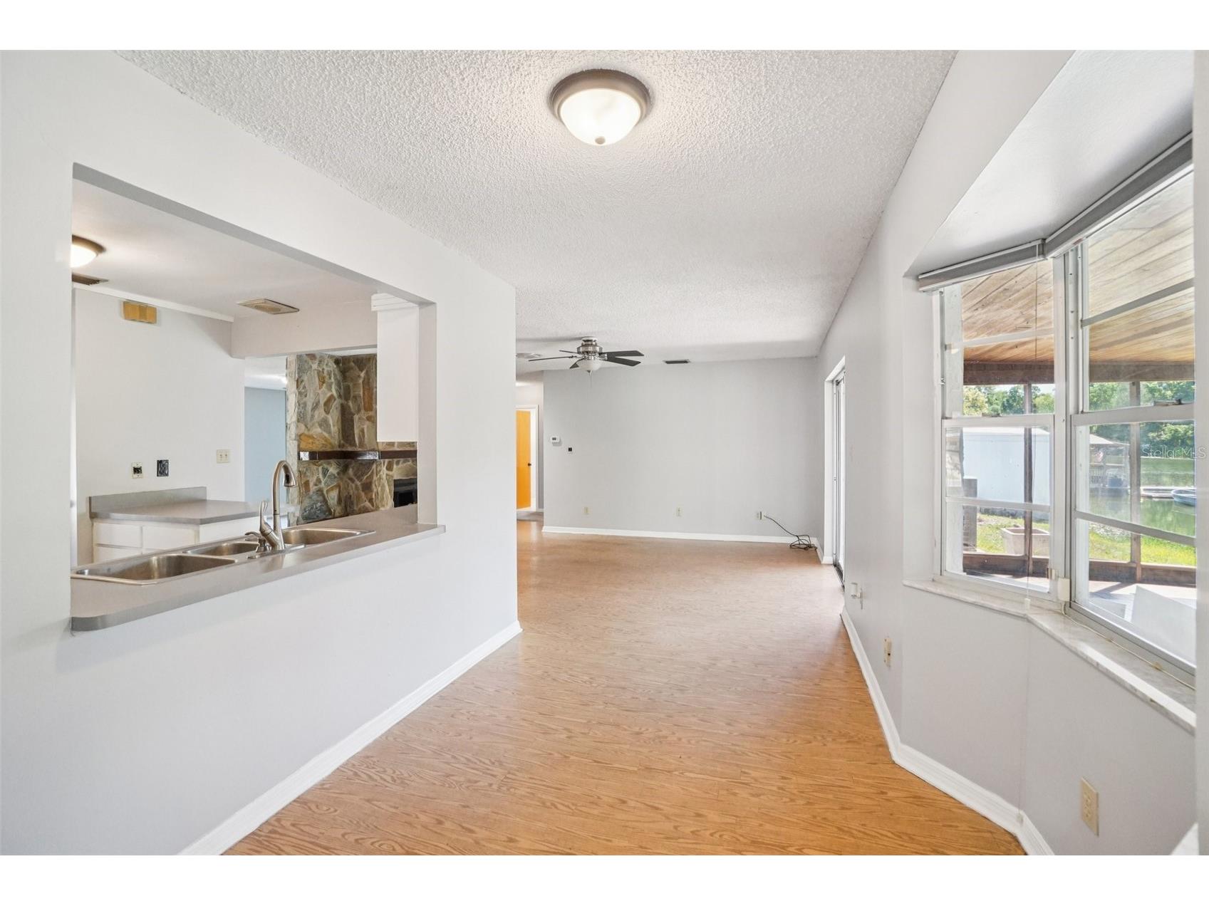 2024 W Sitka Street Tampa FL 33604 TB8491910 image14