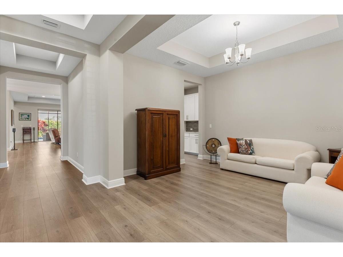 2024 Woodleaf Hammock Court Bradenton FL 34211 A4683236 image12