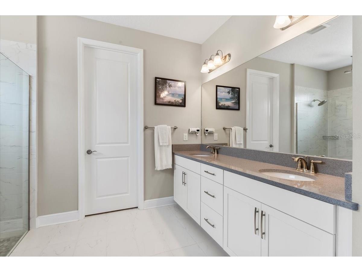 2024 Woodleaf Hammock Court Bradenton FL 34211 A4683236 image26