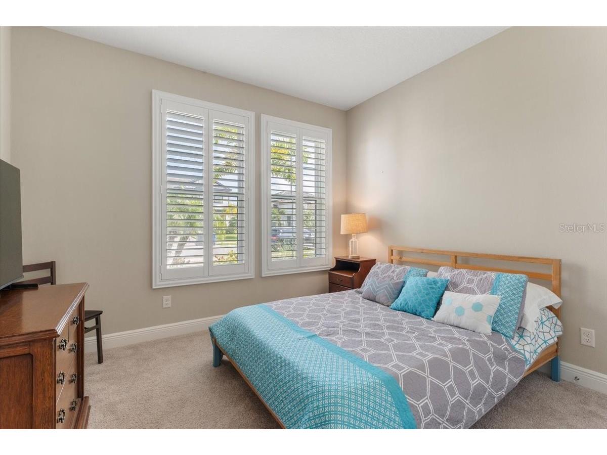 2024 Woodleaf Hammock Court Bradenton FL 34211 A4683236 image33