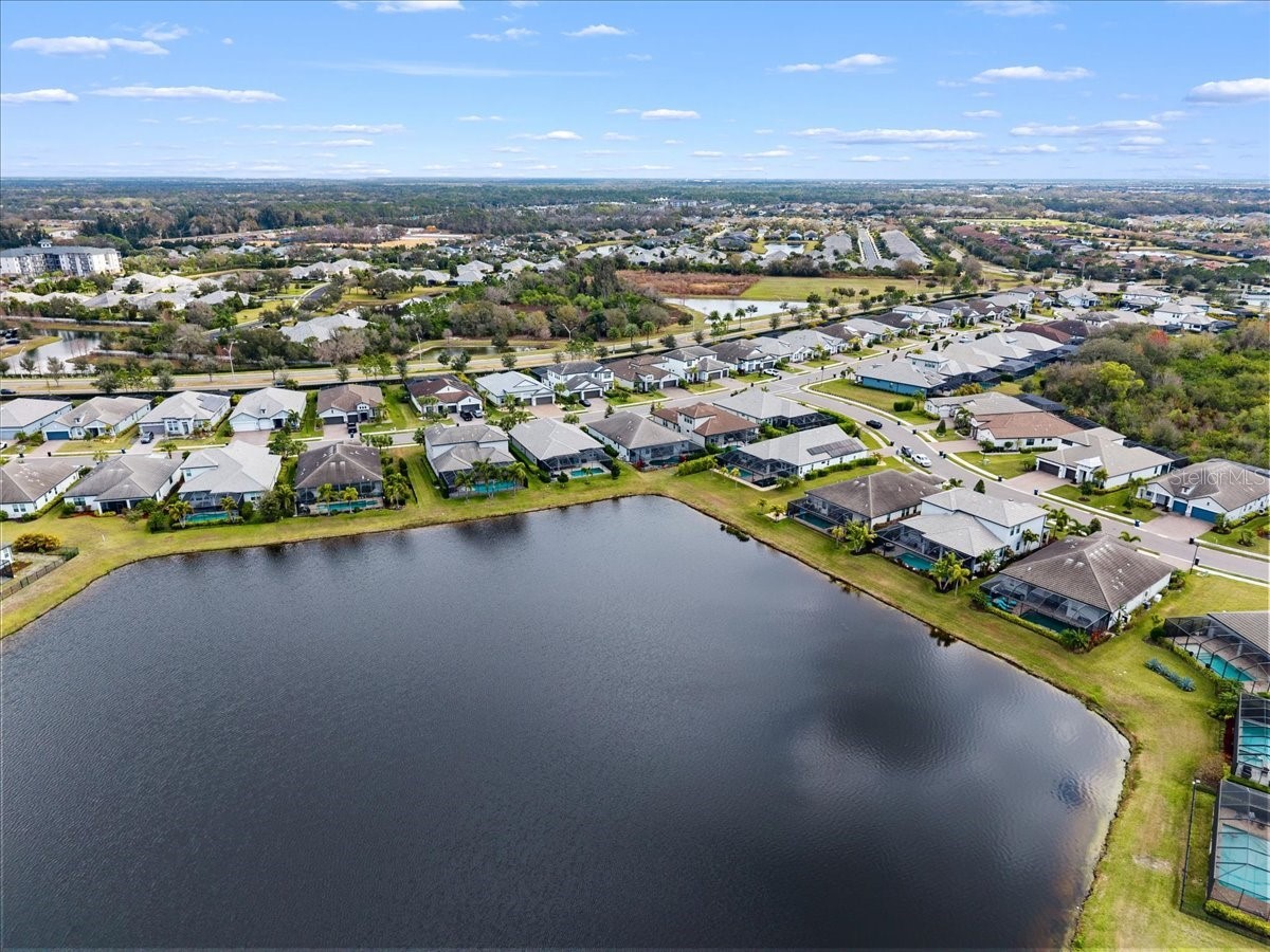 2024 Woodleaf Hammock Court Bradenton FL 34211 A4683236 image59
