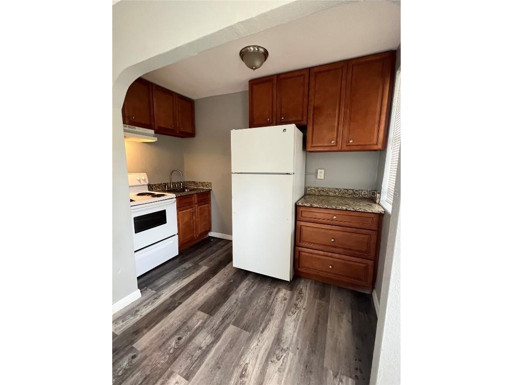 2025 7th Street S #6 Saint Petersburg FL 33705 TB8403942 image4