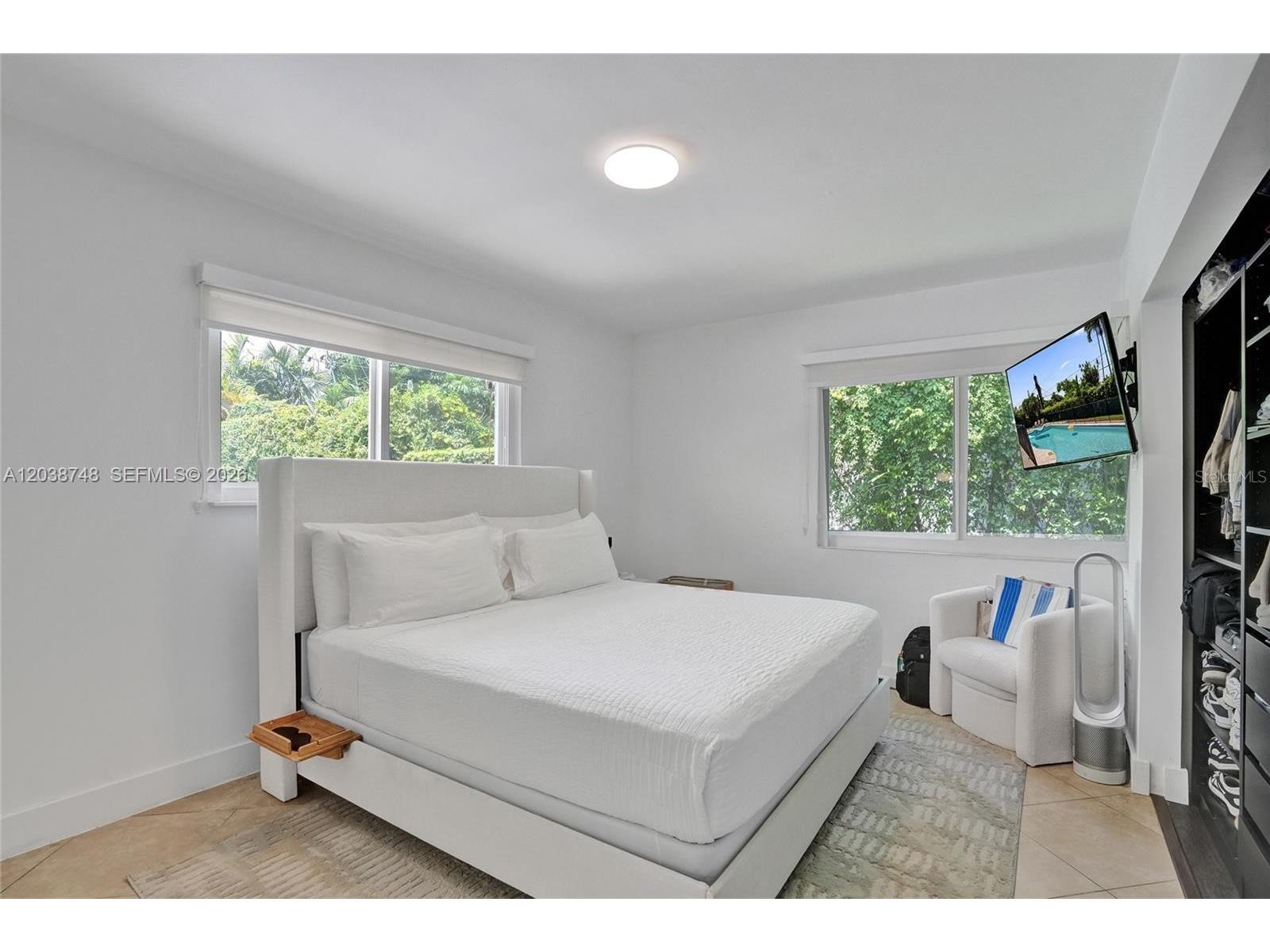 2025 Alamanda Drive North Miami FL 33181 TB8527076 image19