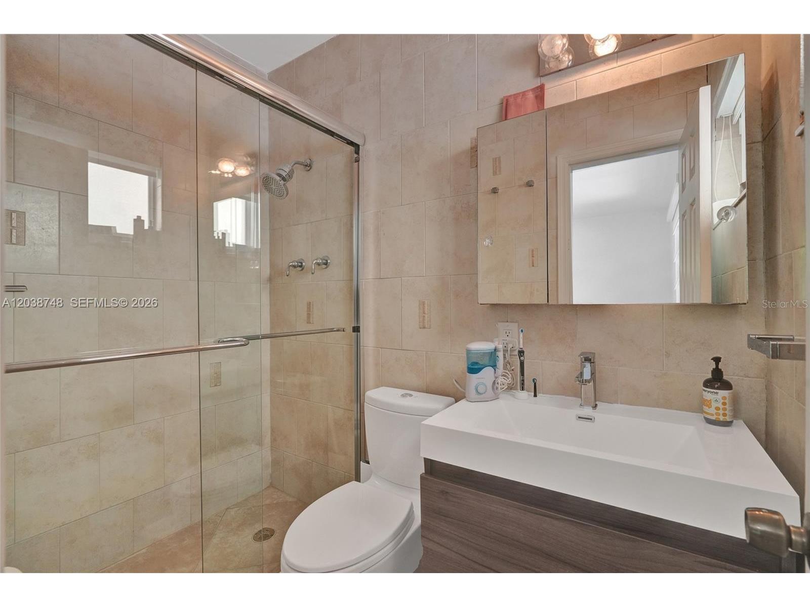 2025 Alamanda Drive North Miami FL 33181 TB8527076 image22