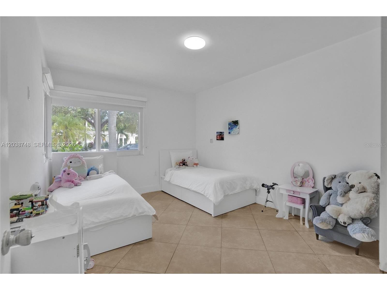 2025 Alamanda Drive North Miami FL 33181 TB8527076 image24