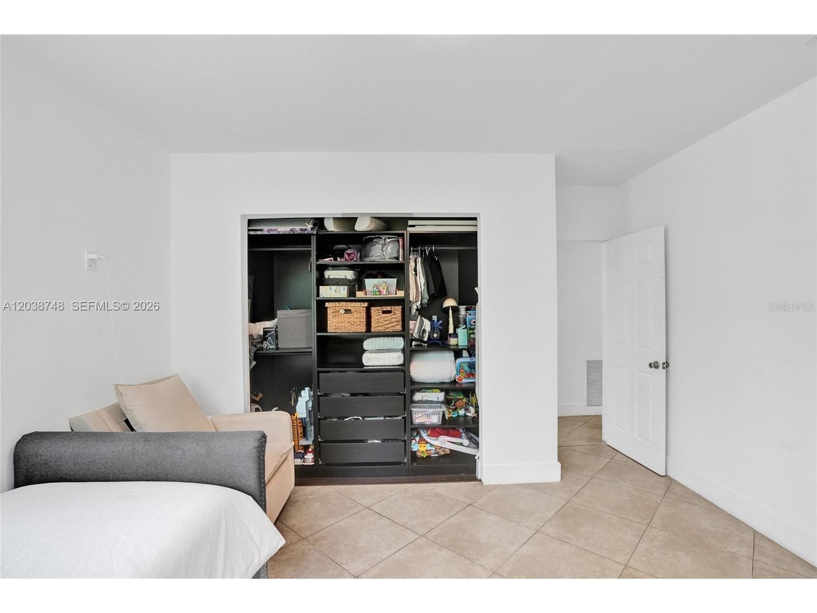 2025 Alamanda Drive North Miami FL 33181 TB8527076 image29