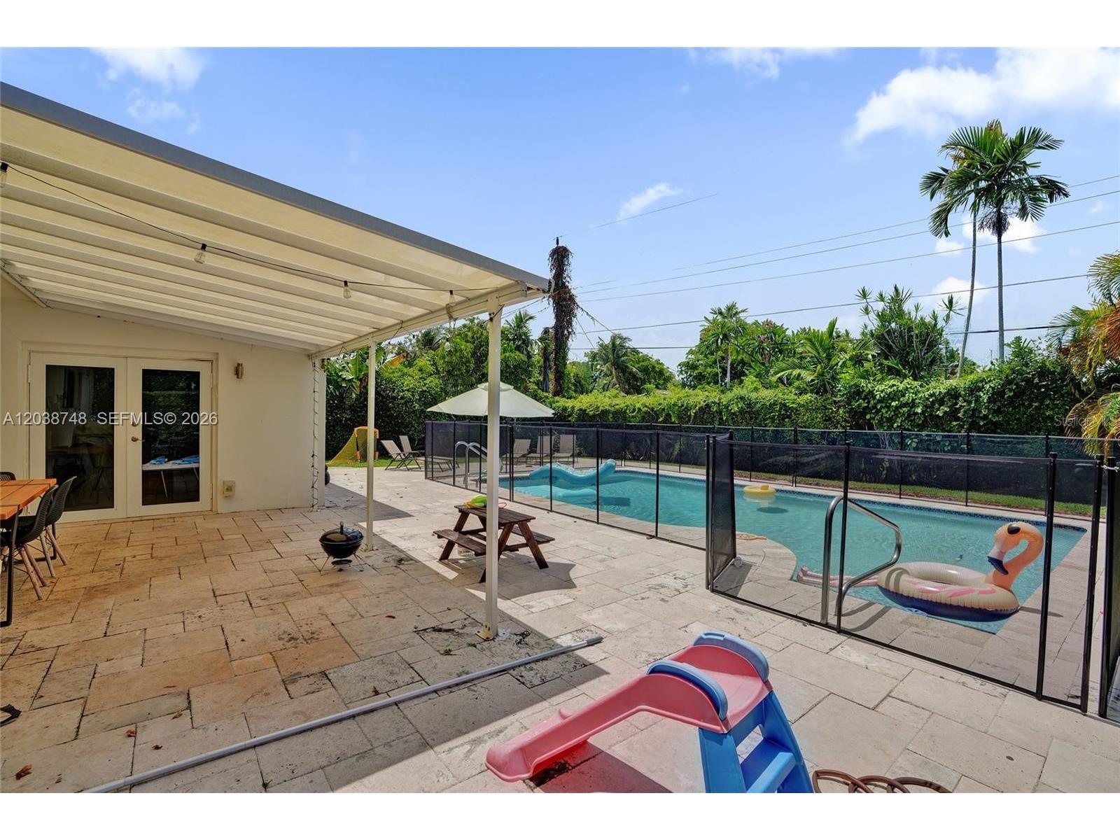 2025 Alamanda Drive North Miami FL 33181 TB8527076 image7