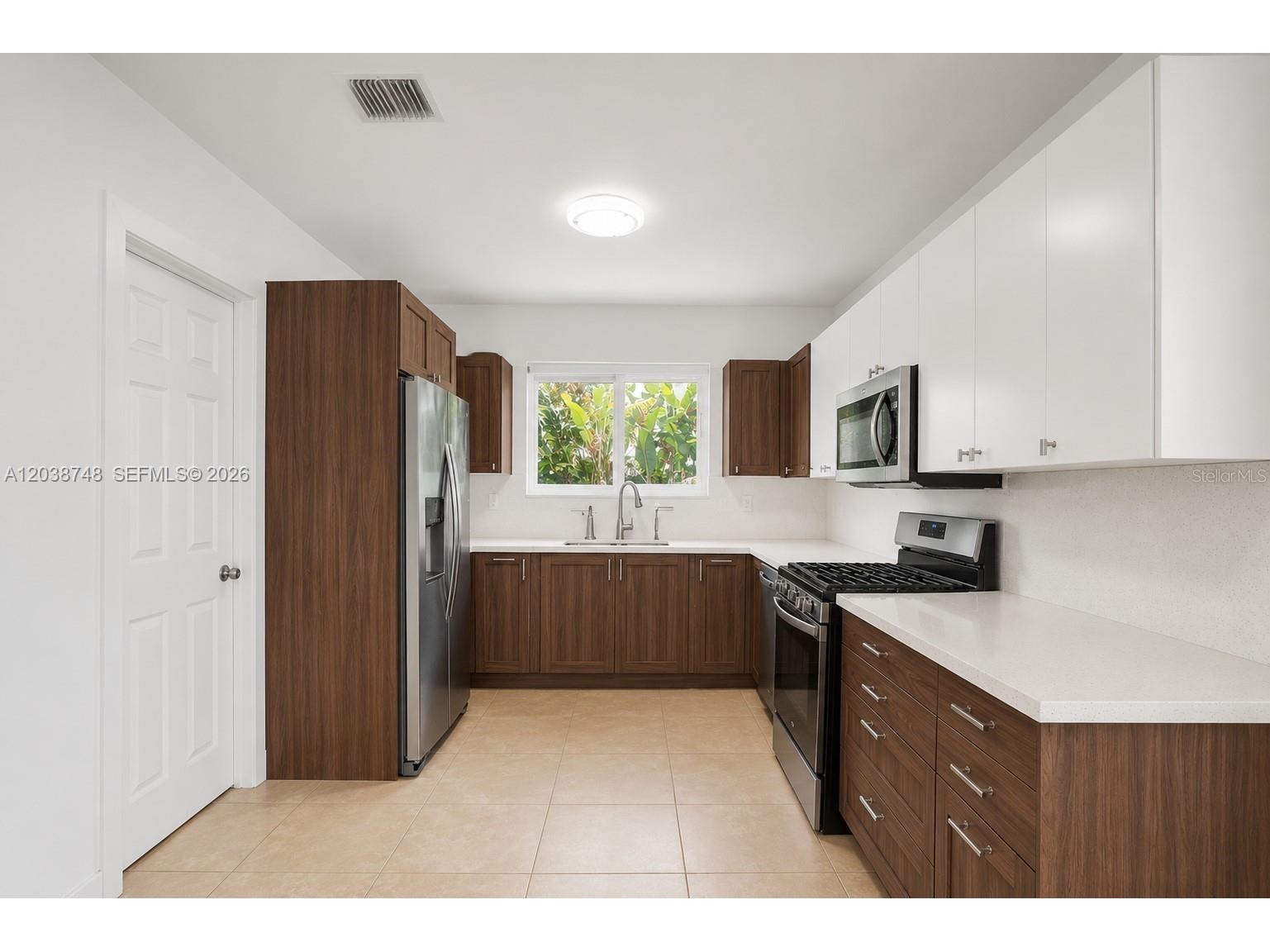 2025 Alamanda Drive North Miami FL 33181 TB8527076 image8