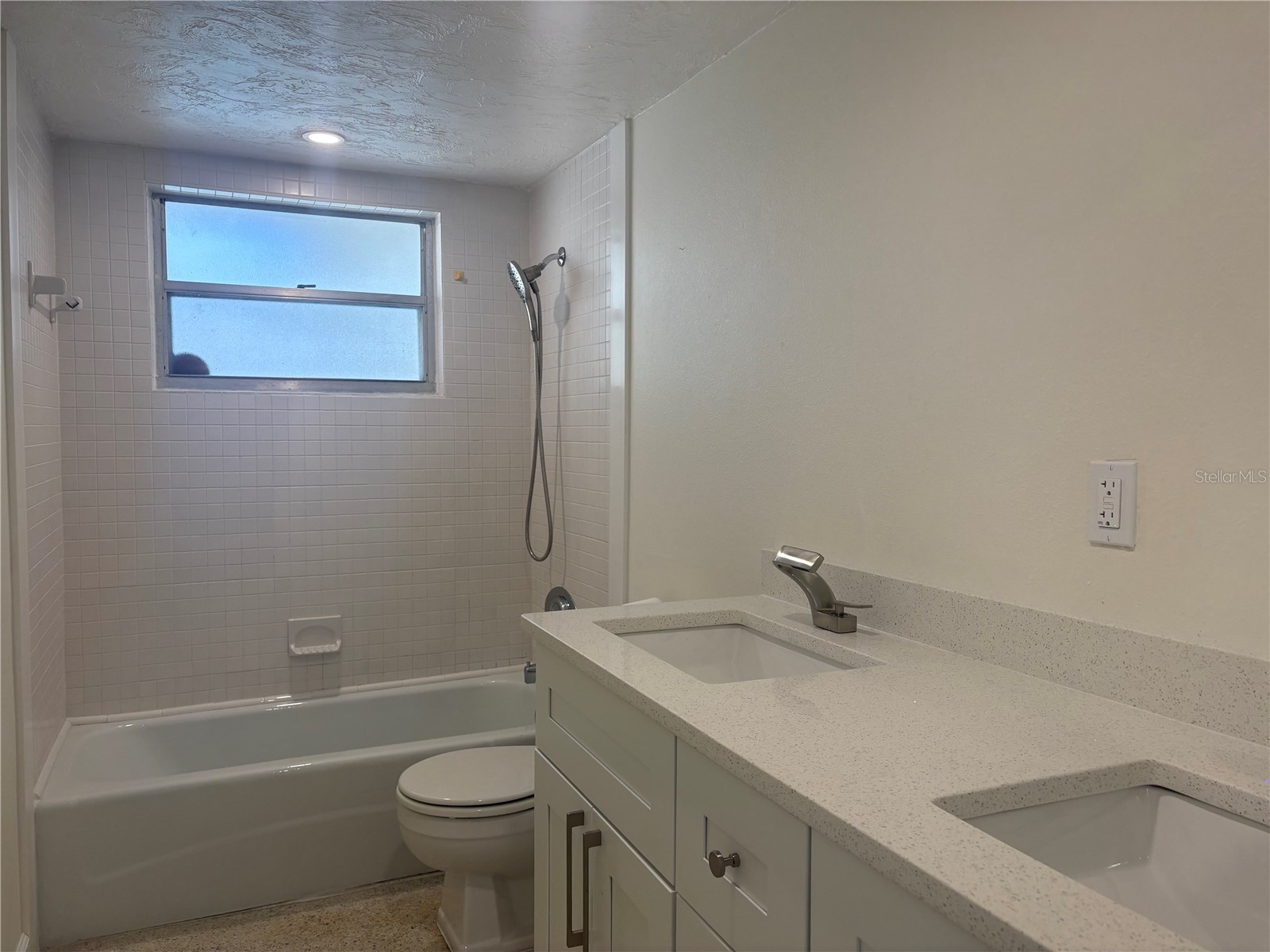 2025 Amanda Drive Sarasota FL 34232 A4610335 image13