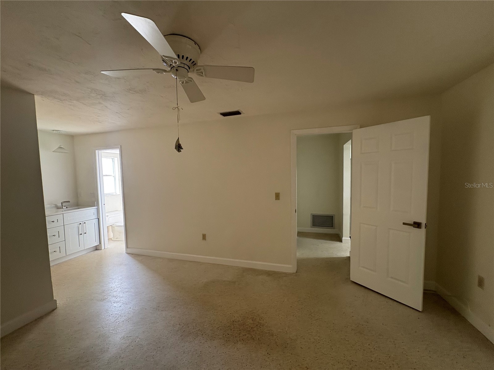 2025 Amanda Drive Sarasota FL 34232 A4610335 image14