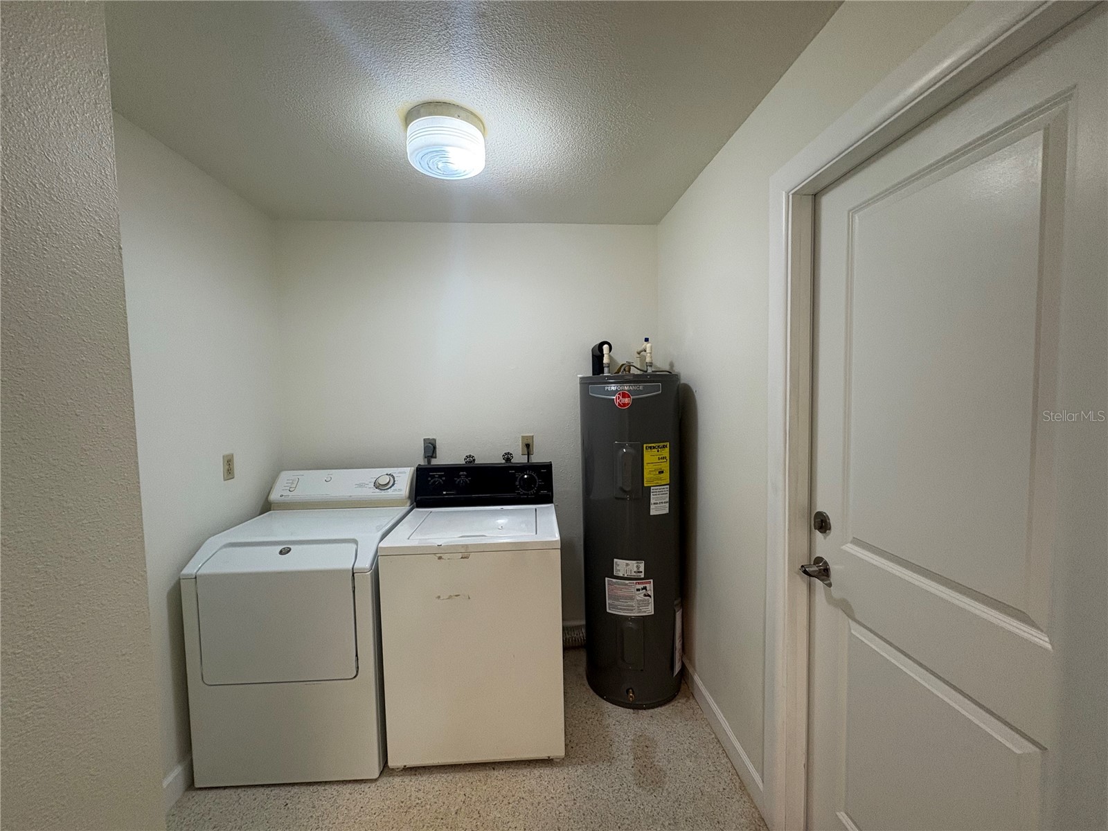 2025 Amanda Drive Sarasota FL 34232 A4610335 image9