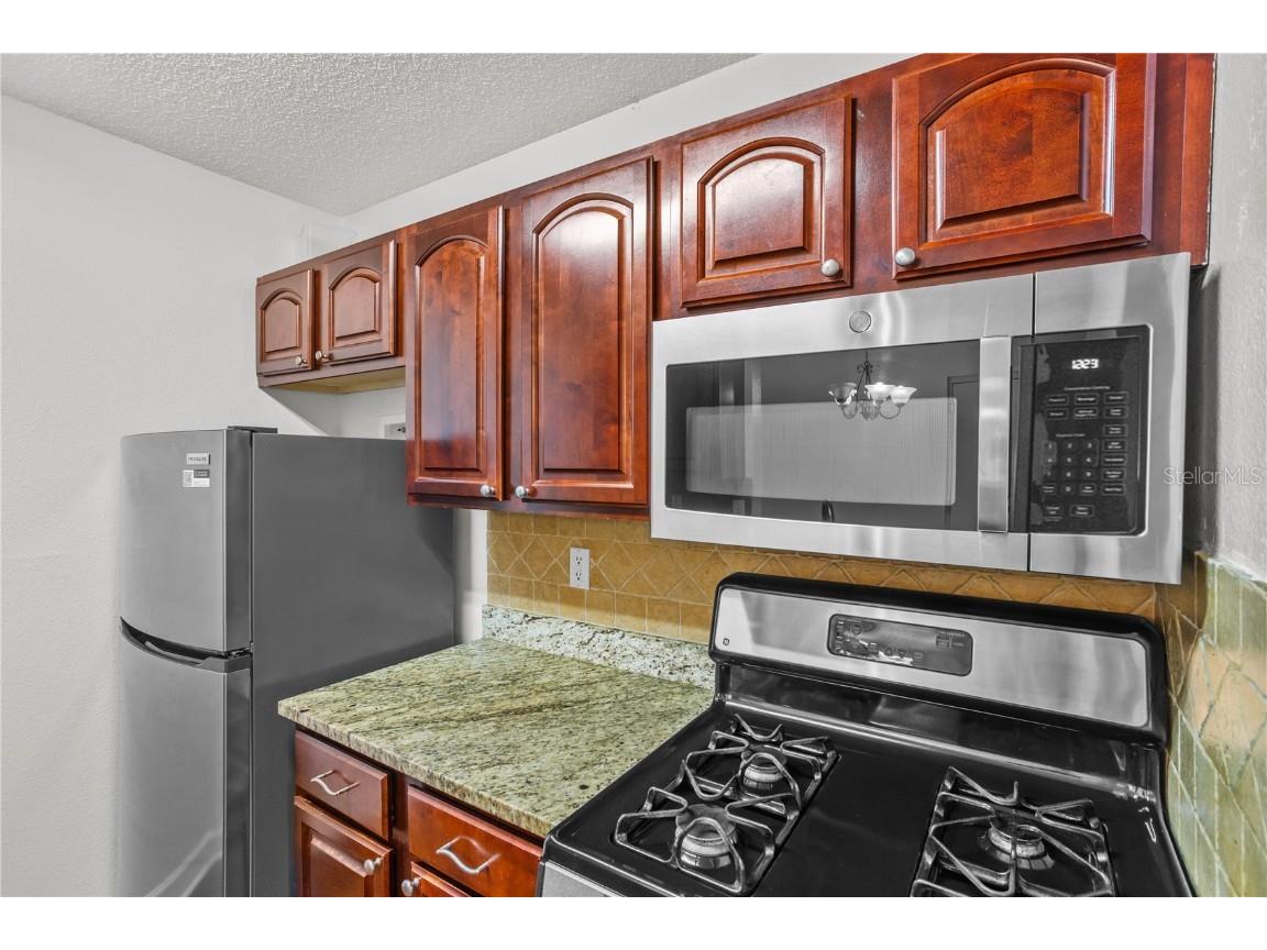 2025 Dixie Belle Drive #2025F Orlando FL 32812 TB8433241 image4