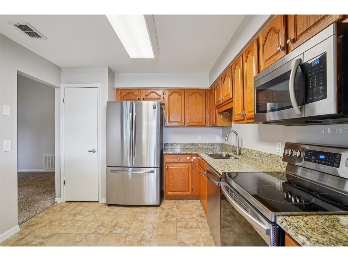 2025 Eastbourne Way #7 Orlando FL 32812 O6329310 image4