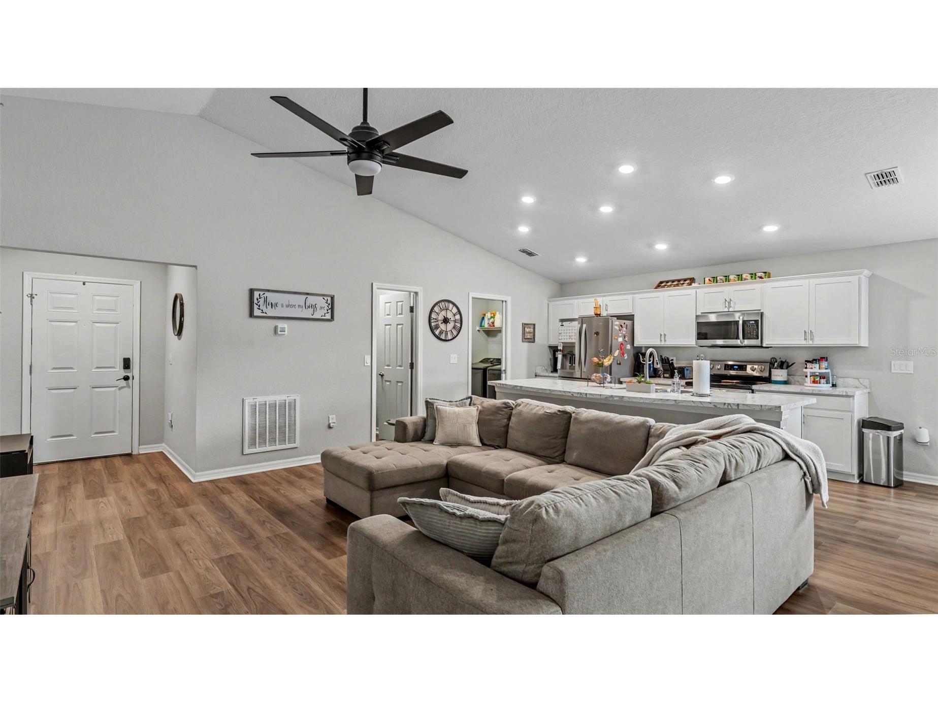 2025 Harvest Landing Circle Lakeland FL 33810 L4962048 image10